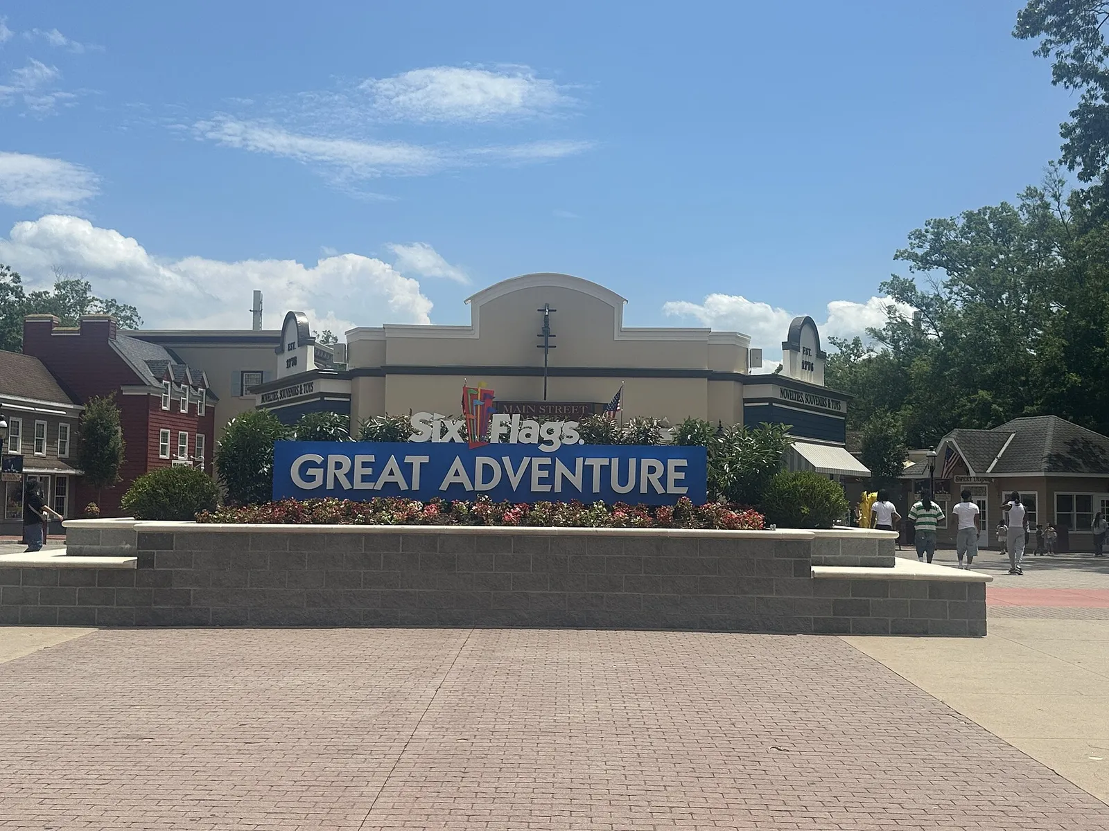 Six Flags Great Adventure sign above the park's entrance plaza